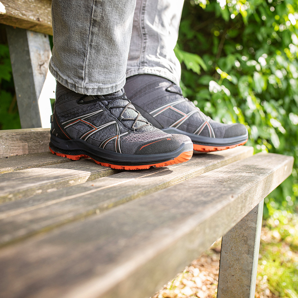 330060_be_adventure_2-2_GTX_mid_graphite-orange_act04 330060_be_adventure_2-2_gtx_mid_graphite-orange_act0401910