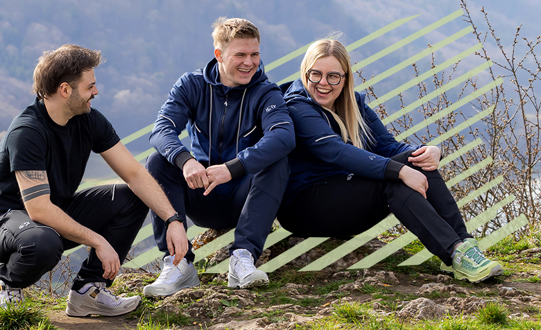 sportschuhe, athletikbekleidung, wandern, outsdoor-aktivität, turnschuhe