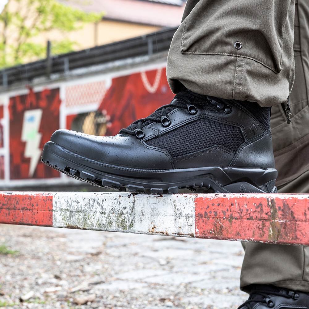 206274_combat_gtx_act01_web 206274_combat_gtx_act01_web01910